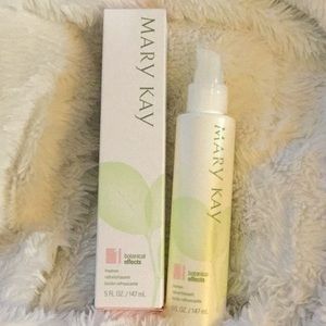 New! 💋 Mary Kay Botanicals freshener/toner 💋